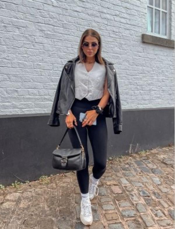 Coach Pillow Tabby Shoulder Bag With OG Box, Dust Bag & Extra Shoulder Strap