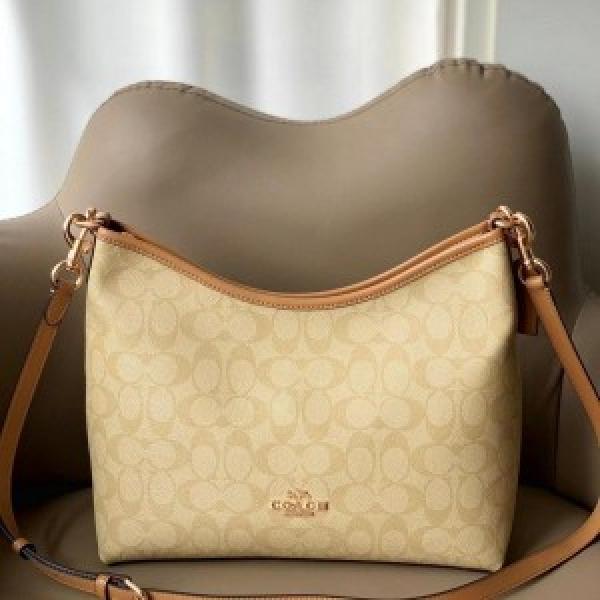 Coach Hobo Shoulder Bag Premium Quality With OG Box