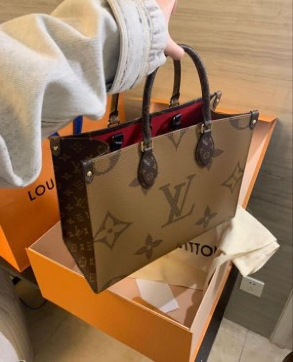 Louis Vuitton On The Go Monogram With Double Box premium quality (Medium)